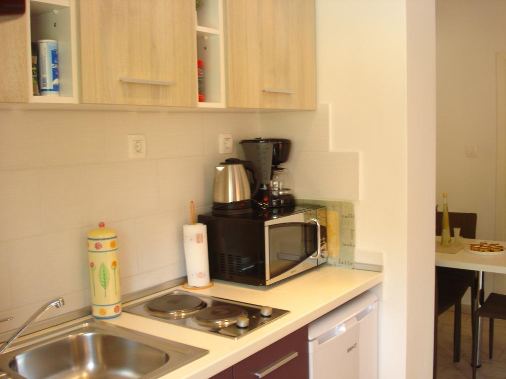 Studio Apartment Md Roc Bagian luar foto