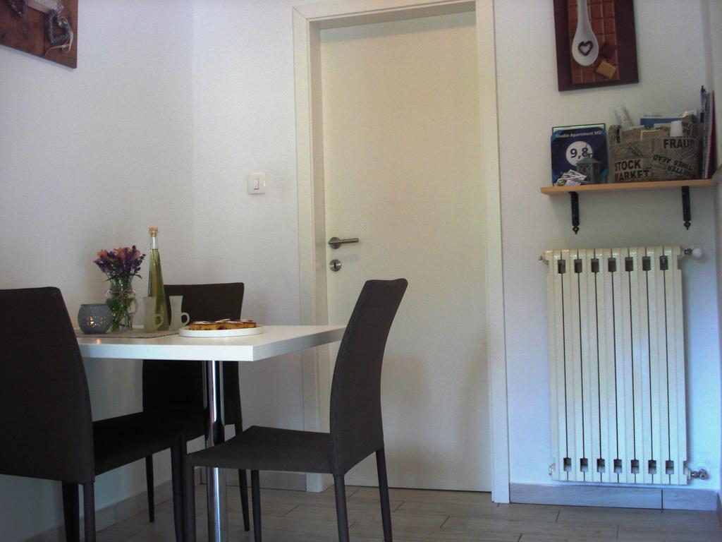 Studio Apartment Md Roc Bagian luar foto
